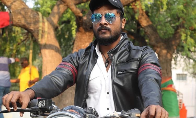 ಚರಿತ್ರೆ ಸೃಷ್ಟಿಸಲು ರೆಡಿಯಾದರಾ ರೂರಲ್ ಸ್ಟಾರ್? `ಚೋಳ’ ಟೀಸರ್ ಗೆ ಕೌಂಟ್‍ ಡೌನ್ ಶುರು!