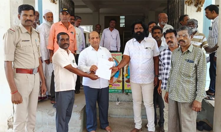 ಗ್ಯಾರಂಟಿ ಕೆಲಸದ ಒತ್ತಡ; ತಾಲೂಕು ಕಚೇರಿ ಮಹಿಳಾ ಸಿಬಂದಿ ಆತ್ಮಹತ್ಯೆ