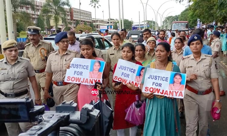 Ujire: ಶ್ರೀ ಮಂಜುನಾಥ ಸ್ವಾಮಿ ಭಕ್ತ ವೃಂದಿಂದ ಬೃಹತ್ ಪ್ರತಿಭಟನೆ; ಸೌಜನ್ಯ ಕುಟುಂಬ ಭಾಗಿ