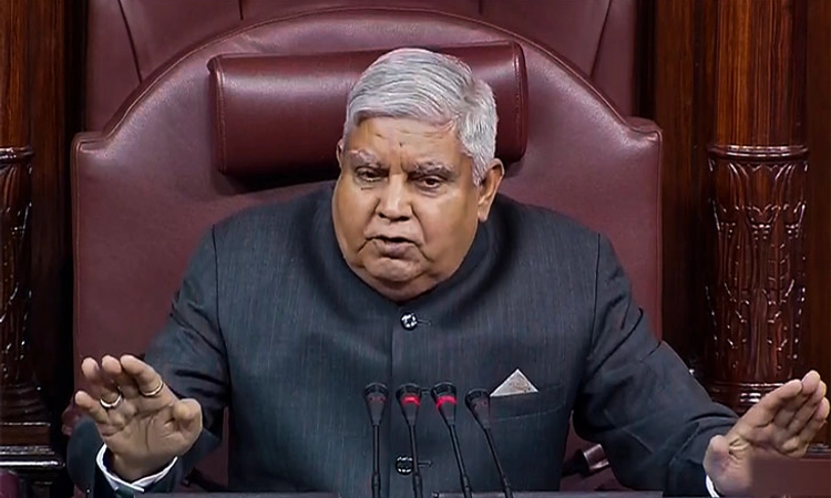 ಮದುವೆಯಾಗಿ 45 ವರ್ಷ..ನನಗೆ ಸಿಟ್ಟೇ ಬರುವುದಿಲ್ಲ..!; ಖರ್ಗೆ ಮಾತಿಗೆ ಧನ್ ಕರ್ ಪ್ರತಿಕ್ರಿಯೆ