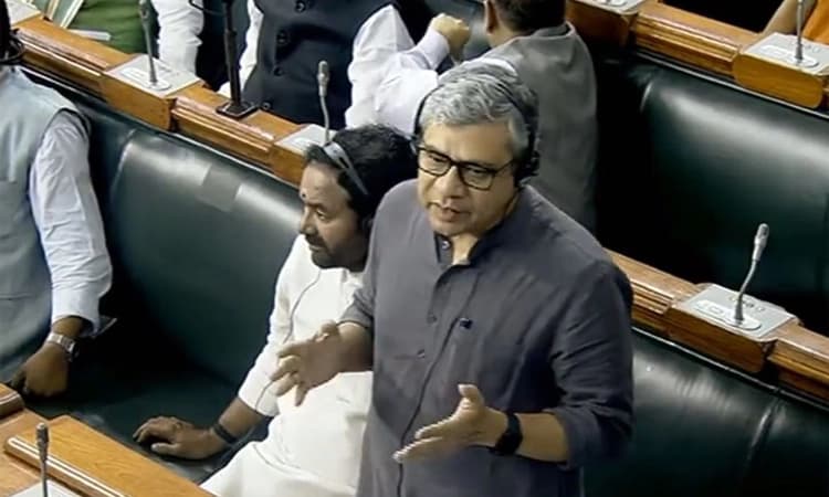 Railways ಪ್ರಯಾಣಿಕರ ಸುರಕ್ಷತೆಗೆ ವಿಶೇಷ ಕ್ರಮಗಳನ್ನು ಕೈಗೊಳ್ಳುತ್ತಿದೆ: ಅಶ್ವಿನಿ ವೈಷ್ಣವ್