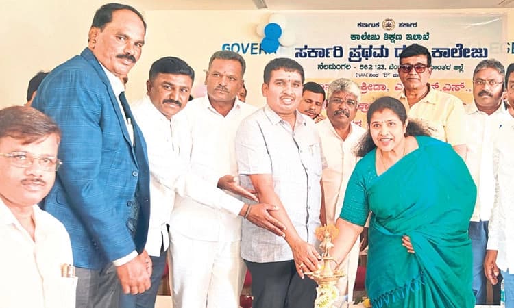 ಶಾಲಾ-ಕಾಲೇಜುಗಳ ಅಭಿವೃದ್ಧಿಗೆ ಆದ್ಯತೆ