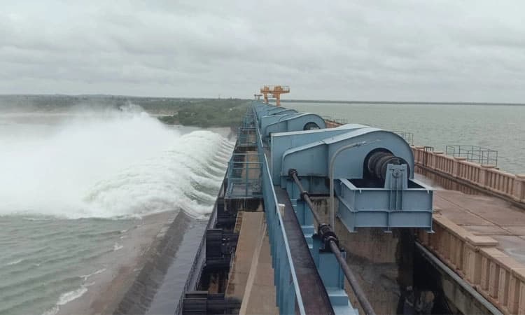 Narayanpura Dam: ಬಸವಸಾಗರಕ್ಕೆ ಹೆಚ್ಚಿದ ಒಳಹರಿವು ; ಸದ್ಯ 1.50 ಲಕ್ಷ ಏರಿಕೆ