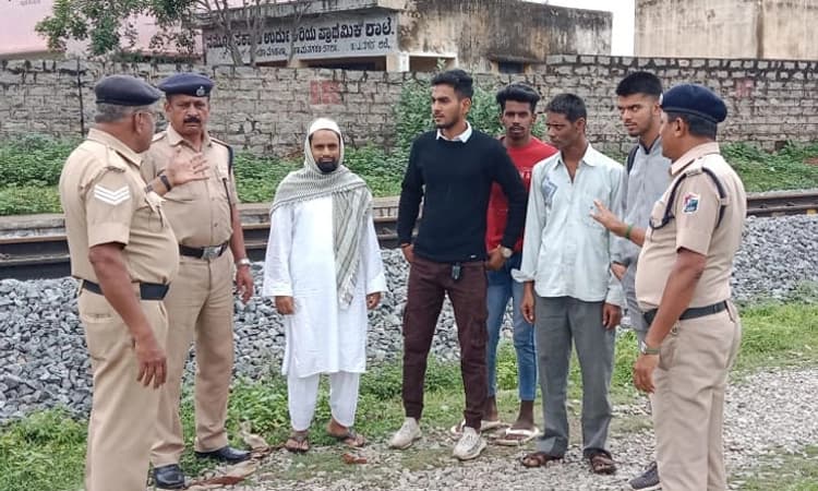 Ramanagara; ವಂದೇ ಭಾರತ್ ರೈಲಿಗೆ ಮತ್ತೆ ಕಲ್ಲೆಸೆತ