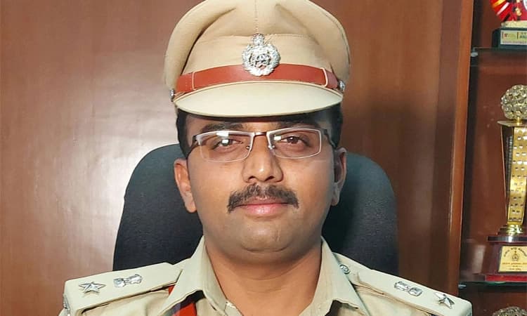 ಗೃಹಲಕ್ಷ್ಮೀ, ಗೃಹಜ್ಯೋತಿ ಹೆಸರಲ್ಲಿ ನಕಲಿ ಆ್ಯಪ್‌ ಜಾಗ್ರತೆ ವಹಿಸಲು ಎಸ್‌ಪಿ ಸೂಚನೆ