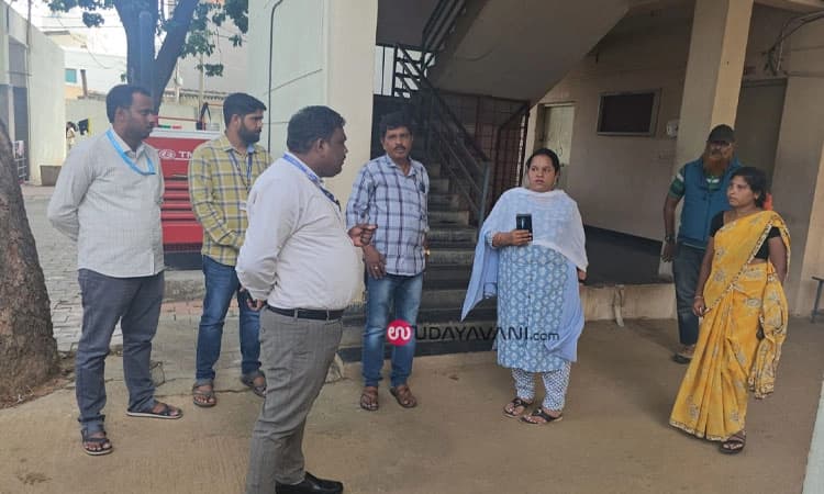 ವಿದ್ಯಾರ್ಥಿನಿಯರ ವಿದ್ಯಾರ್ಥಿ ನಿಲಯಕ್ಕೆ ಅಭದ್ರತೆ; ಗೇಟ್ ಹತ್ತಿ ಎಸ್ಕೇಪ್ ಆದ ವಿದ್ಯಾರ್ಥಿನಿ!