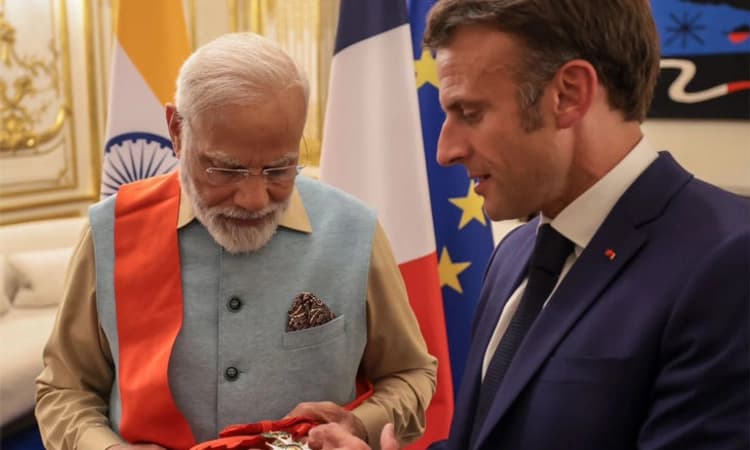 France ಅತ್ಯುನ್ನತ ಗೌರವ ಪಡೆದ ಭಾರತದ ಮೊದಲ ಪ್ರಧಾನಿ ಮೋದಿ