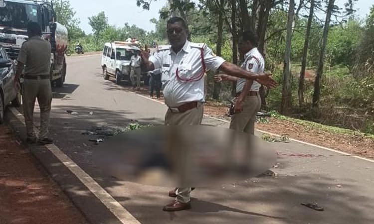 ಹುಮನಾಬಾದ್: ಭೀಕರ ರಸ್ತೆ ಅಪಘಾತ, ಓರ್ವ ಸ್ಥಳದಲ್ಲೇ ಮೃತ್ಯು, ಇಬ್ಬರು ಗಂಭೀರ