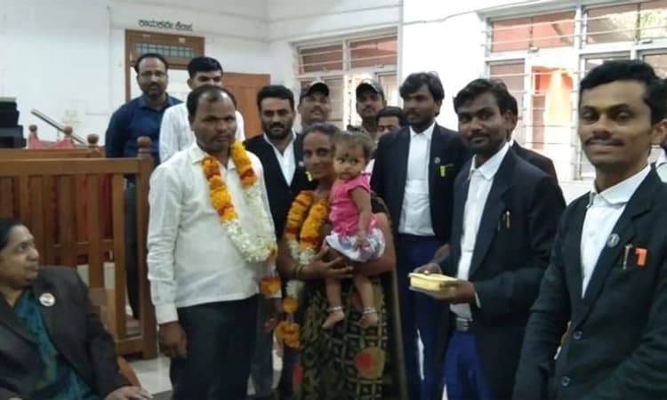 ವಿಚ್ಚೇದನ ನಿಲುವು ಬದಲಿಸಿ ಮತ್ತೆ ಒಂದಾದ ದಂಪತಿಗಳು