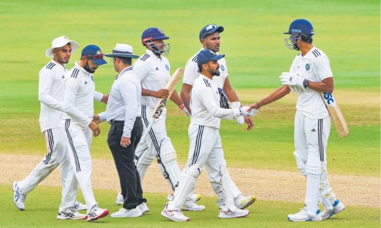 Duleep Trophy: 2 ವಿಕೆಟ್‌ ಜಯ- ದಕ್ಷಿಣ ವಲಯಕ್ಕೆ ಫೈನಲ್‌ ಲಕ್‌
