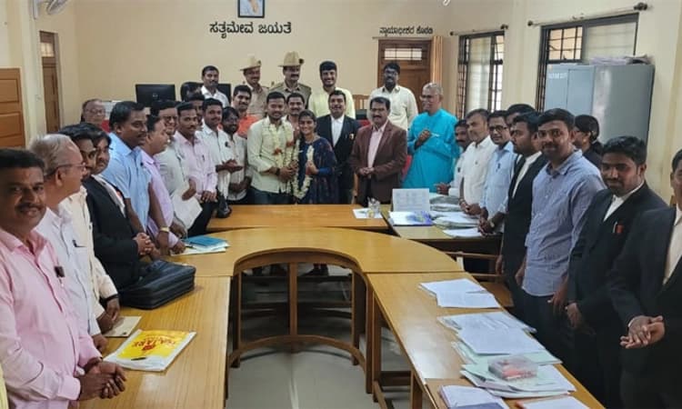 Petition for Divorce; ಬನಹಟ್ಟಿ ಲೋಕ ಅದಾಲತ್ ನಲ್ಲಿ ಮತ್ತೆ ಒಂದಾದ ಪತಿ-ಪತ್ನಿ