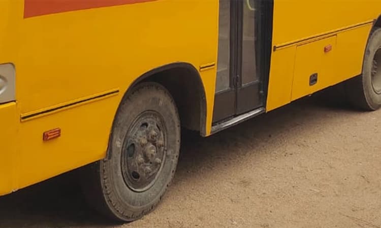 ಸ್ಕೂಲ್ ಬಸ್ ನ ಚಕ್ರದ ಅಡಿಗೆ ಸಿಲುಕಿ‌ ಮೂರು ವರ್ಷದ ಬಾಲಕಿ ಮೃತ್ಯು