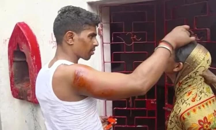 Bihar: ಕದ್ದುಮುಚ್ಚಿ ಭೇಟಿ ವೇಳೆ ಸಿಕ್ಕಿಬಿದ್ದ ಪತ್ನಿ; ಪ್ರಿಯಕರನ ಜೊತೆ ಮದುವೆ ಮಾಡಿಸಿದ ಪತಿ