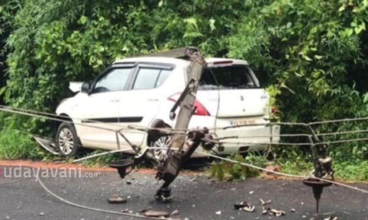 ವಿಟ್ಲ: ವಿದ್ಯುತ್‌ ಕಂಬಕ್ಕೆ ಕಾರು ಡಿಕ್ಕಿ; ಚಾಲಕ ಪಾರು