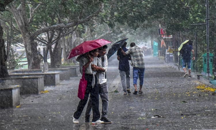 IMD ಆರು ದಿನಗಳ ಮುಂಚಿತವಾಗಿ ಇಡೀ ದೇಶವನ್ನು ಆವರಿಸಿದ ಮಾನ್ಸೂನ್