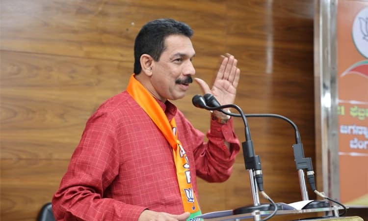 Anna Bhagya; ಹಣ ಏನು ತಿನ್ನುವುದಕ್ಕೆ ಆಗುತ್ತದಾ…:ಅಕ್ಕಿ ವಿಚಾರದಲ್ಲಿ ಬಿಜೆಪಿ ಆಕ್ರೋಶ