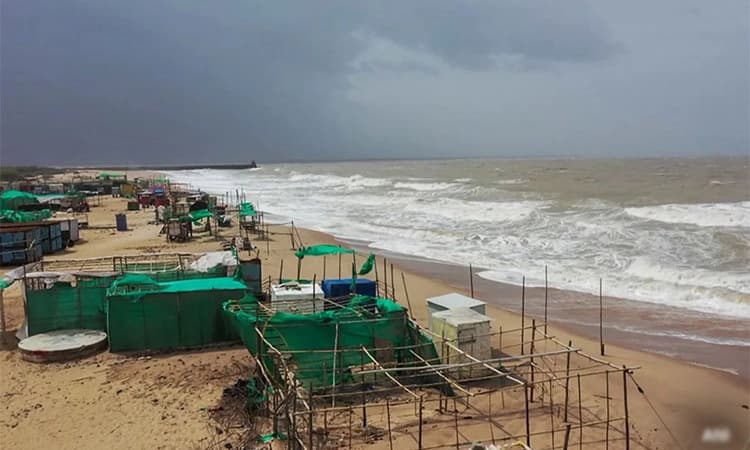 Biparjoy cyclone: 50,000 ನಾಗರಿಕರ ಸ್ಥಳಾಂತರ