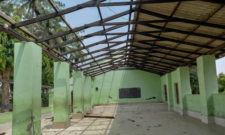 Train ದುರಂತ; ಶವಾಗಾರವಾಗಿ ಬಳಸಿಕೊಂಡಿದ್ದ ಶಾಲೆ ನೆಲಸಮಗೊಳಿಸಿದ ಸರಕಾರ