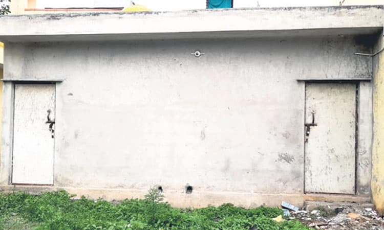 ಶಿಕ್ಷಕರ ಸಮಸ್ಯೆ ಇದ್ದರೂ, ಎಚ್ಚೆತ್ತುಕೊಳ್ಳದ ಶಿಕ್ಷಣ ಇಲಾಖೆ  