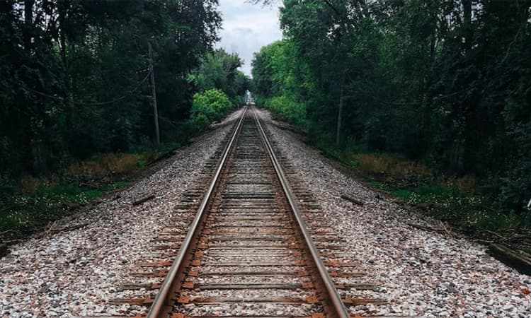 Moodlakatte : ರೈಲು ಹಳಿಯಲ್ಲಿ ಶವ ಪತ್ತೆ