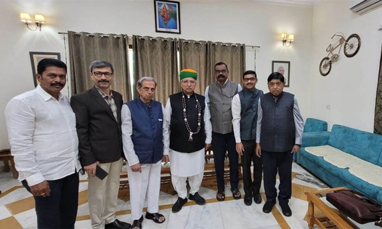 ಅಡಿಕೆ ಸಹಕಾರ ಸಂಸ್ಥೆ ನಿಯೋಗದಿಂದ ಕೇಂದ್ರ ಕಾನೂನು ಸಚಿವರ ಭೇಟಿ