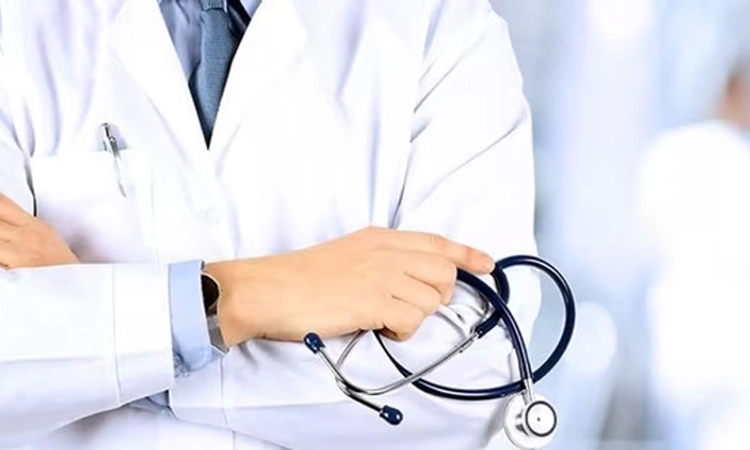 ಸರಕಾರಿ ವೈದ್ಯನ ವಿರುದ್ಧ ಲೋಕಾಯುಕ್ತಕ್ಕೆ ದೂರು