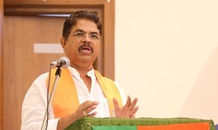 Three arrested;  FSL ವರದಿ ಬಹಿರಂಗ ಮಾಡಲು ಹಿಂಜರಿಕೆ ಏಕೆ?: ಆರ್. ಅಶೋಕ್