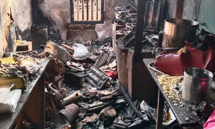 Karkala; ಹೊಟೇಲ್‌ ಕಟ್ಟಡದಲ್ಲಿ ಬೆಂಕಿ ಅವಘಡ