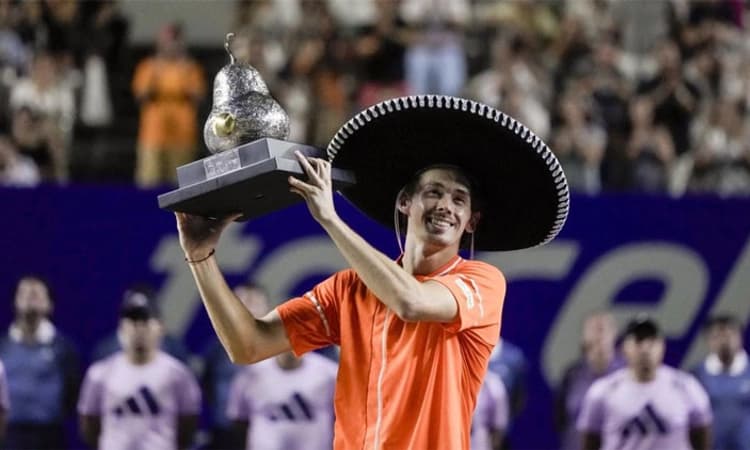 Mexican Open Tennis 2024: ಪ್ರಶಸ್ತಿ ಉಳಿಸಿಕೊಂಡ ಅಲೆಕ್ಸ್‌  ಡಿ ಮಿನೌರ್‌