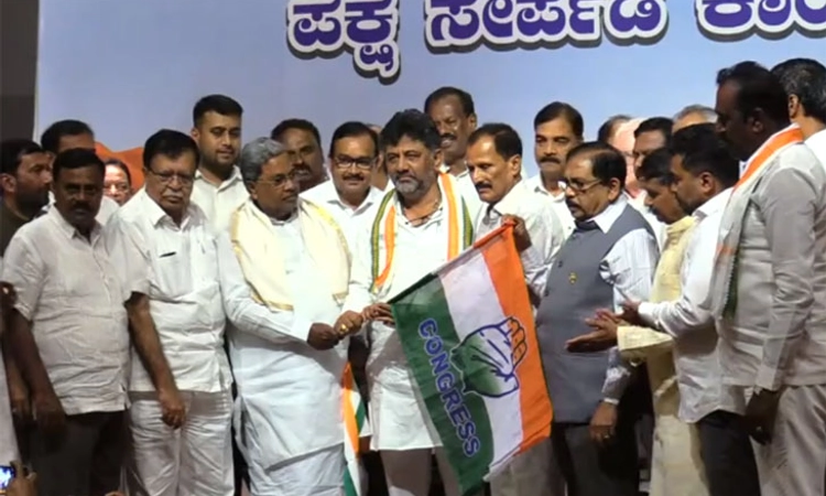 Congress ಸೇರ್ಪಡೆಯಾದ ಮಾಜಿ ಸಂಸದ ಮುದ್ದಹನುಮೇಗೌಡ