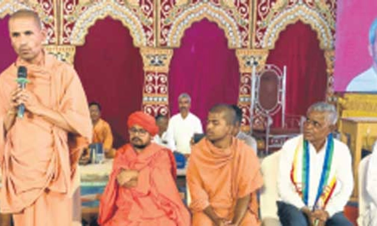 ಬೆಳಗಾವಿ: ಜೈನಧರ್ಮದ ತಿರುಳು ಅರಿತು ಪಾಲಿಸಿ- ಅಮೃತಾನಂದ ಶ್ರೀ