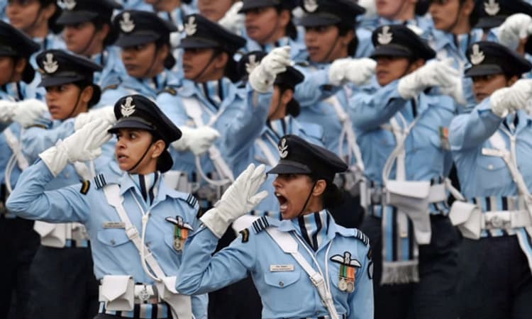 Coast Guard; ನಾರಿಶಕ್ತಿ ಎಂದು ಪಿತೃಪ್ರಭುತ್ವ ಧೋರಣೆ ಅನುಸರಿಸುವುದೇಕೆ: ಸುಪ್ರೀಂ ಚಾಟಿ