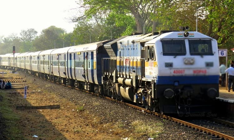 Konkan ರೈಲ್ವೇಯಲ್ಲಿ ಟಿಕೆಟ್‌ ರಹಿತ ಪ್ರಯಾಣ; 5 ತಿಂಗಳಲ್ಲಿ 6.79 ಕೋ.ರೂ. ದಂಡ