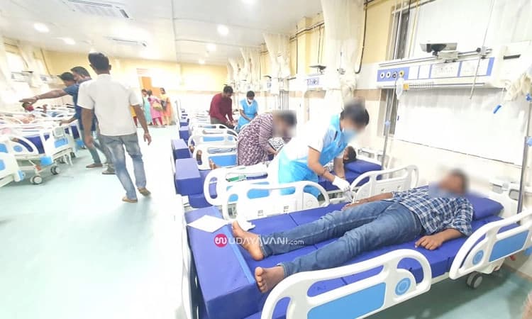 Kunigal: ವಿಷಗಾಳಿ ಸೇವನೆ; ಶಿಕ್ಷಕರು ಸೇರಿ 30ಕ್ಕೂ ಅಧಿಕ ವಿದ್ಯಾರ್ಥಿಗಳು ಅಸ್ವಸ್ಥ