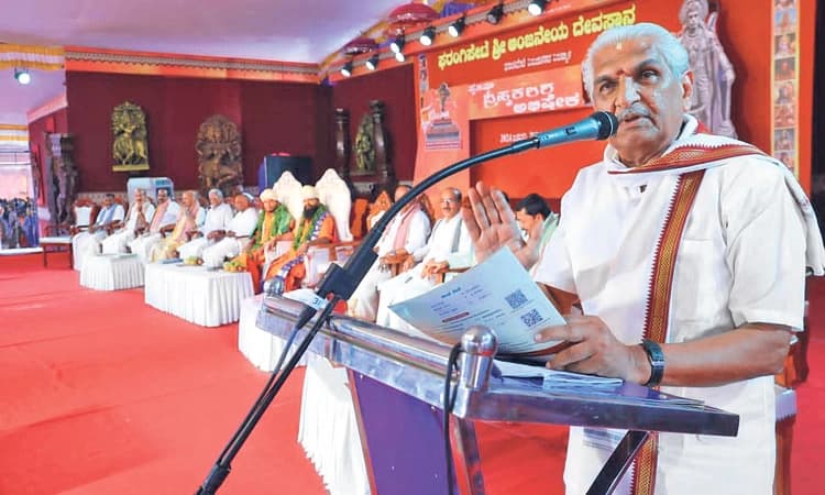 Farangipete; “ಶಕ್ತಿ ಪ್ರತೀಕ ಹನುಮಂತನಿಗೆ ವ್ಯಾಯಾಮವೇ ಪೂಜೆ’: ಡಾ| ಪ್ರಭಾಕರ ಭಟ್‌ ಕಲ್ಲಡ್ಕ
