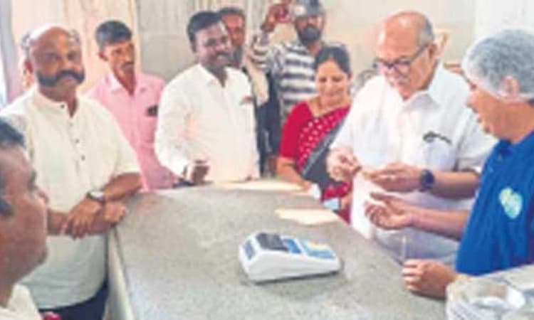 ಹಿರೇಕೆರೂರ: ಇಂದಿರಾ ಕ್ಯಾಂಟೀನ್‌ನಲ್ಲಿ ಗುಣಮಟ್ಟದ ಆಹಾರ