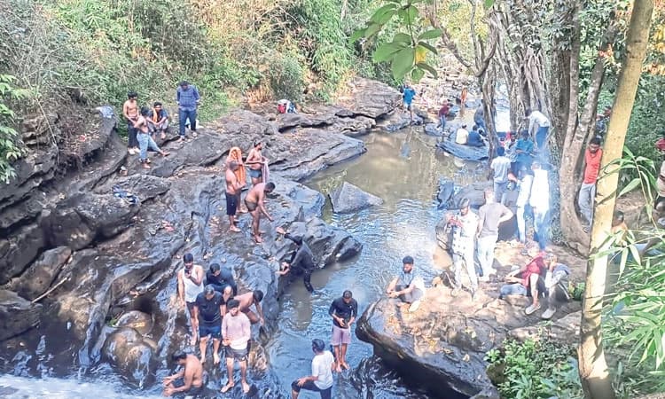 New year: ಹೊಸ ವರ್ಷಾಚರಣೆಗೆ ಮಲೆನಾಡಿಗೆ ಪ್ರವಾಸಿಗರ ಲಗ್ಗೆ