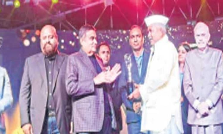 Vijayapura: ಭೀರಪ್ಪ ವಗ್ಗಿಗೆ ಬಿಲಿಯನೇರ ರೈತ ಪ್ರಶಸ್ತಿ