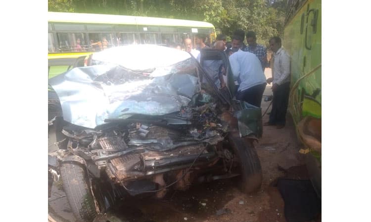 Sirsi: ಬಸ್- ಕಾರು ಅಪಘಾತ; ಮಂಗಳೂರಿನ ನಾಲ್ವರು ಸೇರಿ ಐವರು ಮೃತ್ಯು