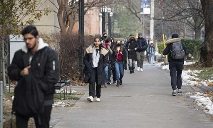 Khalistan ಚಳವಳಿ ಪರಿಣಾಮ: ಕೆನಡಾದಲ್ಲಿ ಖಾಲಿಯಾಗುತ್ತಿದ್ದಾರೆ ಭಾರತೀಯ ವಿದ್ಯಾರ್ಥಿಗಳು!!