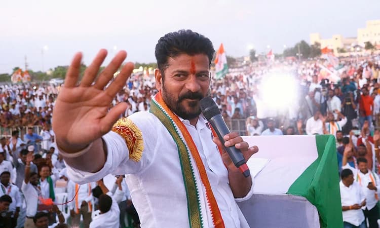 Telangana: ರೇವಂತ್ ರೆಡ್ಡಿ ತೆಲಂಗಾಣ ಸಿಎಂ ಆಗುವುದು ಬಹುತೇಕ ಖಚಿತ.. ನಾಳೆಯೇ ಪ್ರಮಾಣ ವಚನ ?