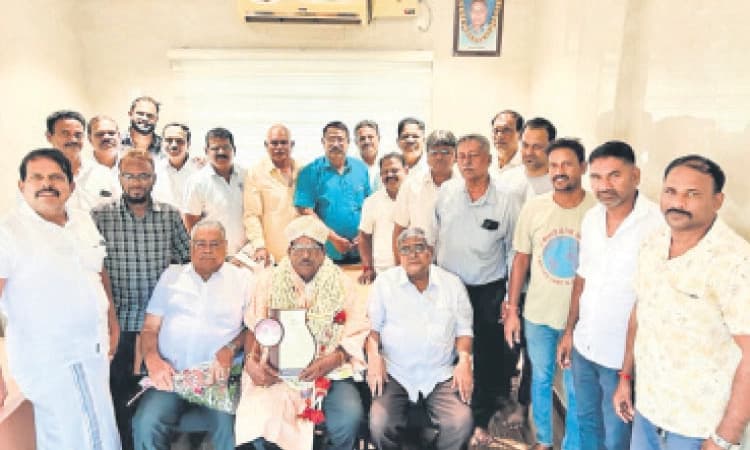 “ಸಹಕಾರ ರತ್ನ” ಪ್ರಶಸ್ತಿ ಪುರಸ್ಕೃತ ಉಮೇಶ್‌ ಟಿ. ಕರ್ಕೇರ ಅವರಿಗೆ ಸಮ್ಮಾನ