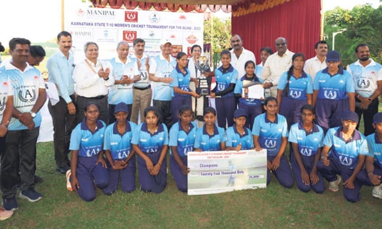T10; ಅಂಧ ಮಹಿಳೆಯರ ರಾಜ್ಯಮಟ್ಟದ ಕ್ರಿಕೆಟ್‌: ಬೆಂಗಳೂರಿನ ಸಮರ್ಥನಂ ಚಾಂಪಿಯನ್‌