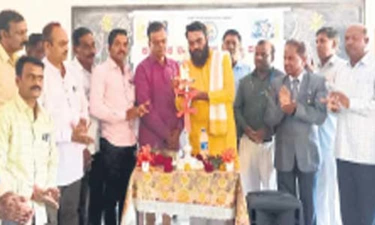 Bailhongal: ಮಕ್ಕಳಲ್ಲಿ ಸಾಹಿತ್ಯದ ಅರಿವು ಮೂಡಿಸಲು ಕ್ರಮ-ಯ.ರು.ಪಾಟೀಲ