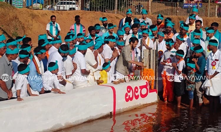 Punjalakatte: ಹೊಕ್ಕಾಡಿಗೋಳಿ ವೀರ ವಿಕ್ರಮ ಜೋಡುಕರೆ ಬಯಲು ಕಂಬಳಕ್ಕೆ ಚಾಲನೆ