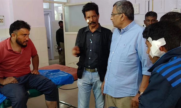 Madikeri: ಬೈಕ್‍ನಲ್ಲಿ ತೆರಳುತ್ತಿದ್ದ ವೇಳೆ ಕಾಡಾನೆ ದಾಳಿ; ಇಬ್ಬರಿಗೆ ಗಾಯ