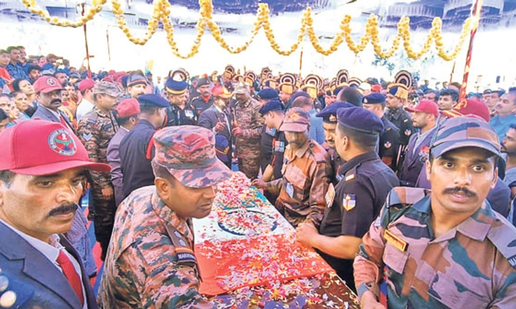 Kodagu: ಯೋಧ ದಿವಿನ್‌ ಪಂಚಭೂತಗಳಲ್ಲಿ ಲೀನ