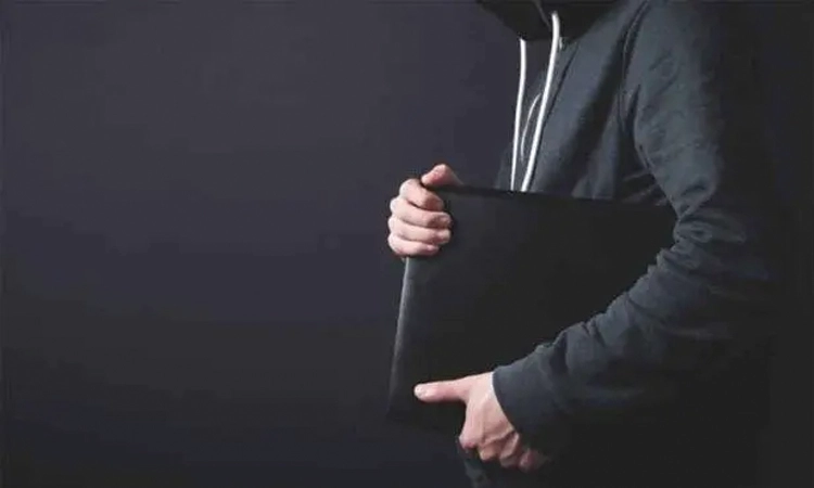 Karkala: ಶಾಲೆಯಿಂದ ಲ್ಯಾಪ್‌ಟಾಪ್‌ ಕಳವು