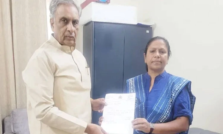 ವಿಧಾನಪರಿಷತ್‌ಗೆ ತೇಜಸ್ವಿನಿ ದಿಢೀರ್‌ ರಾಜೀನಾಮೆ