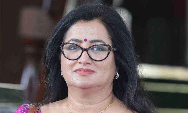 Sumalatha Ambareesh ಬಂಡಾಯವೋ, ಥಂಡಾಯವೋ?